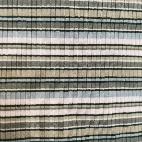 American‎ Eagle Outfitters Women's Green and White Crop Tank Top Size XL - Picture 5 of 8